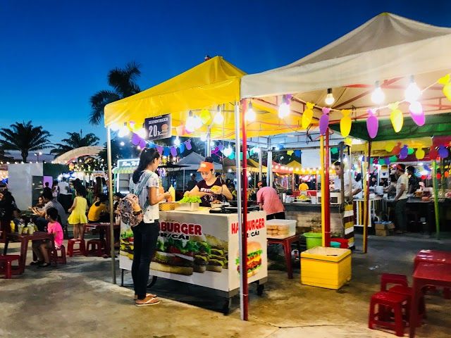 Khu Am thuc dem Helio